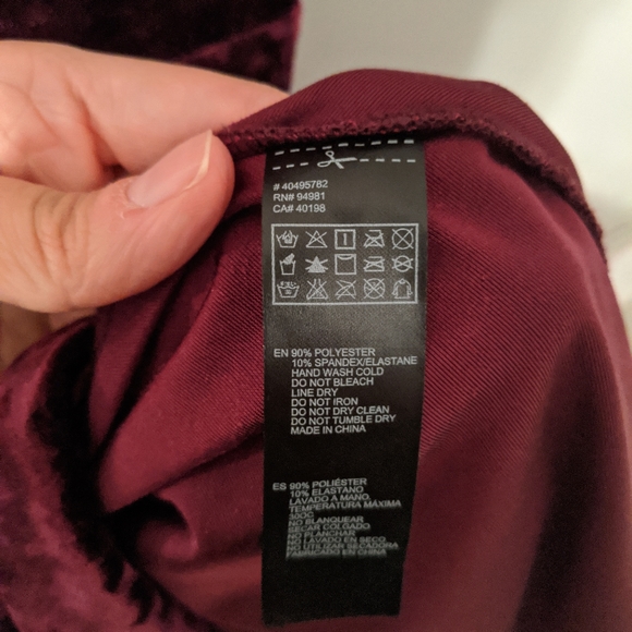 Bundle Sale - Forever 21 Sleeveless Velvet Dress - Picture 4 of 7